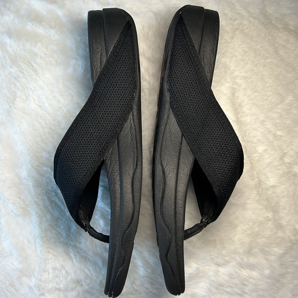 FITFLOP Surfa Thong Sandal Black Wide Strap Wedge Comfort AB3-001 Cushion 8 - Picture 6 of 16